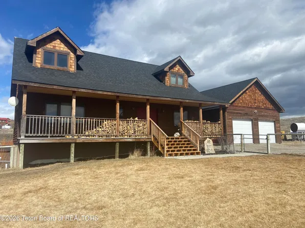5 Vixen Cir, Pinedale, WY 82941