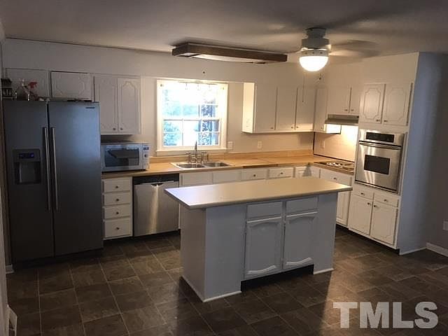 2nd image of 107 Oliver Ln