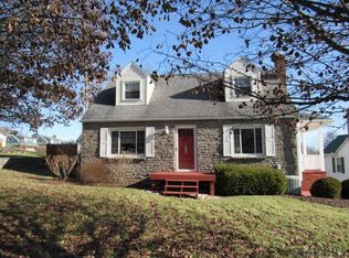 104 Circle Dr, Somerset, PA 15501