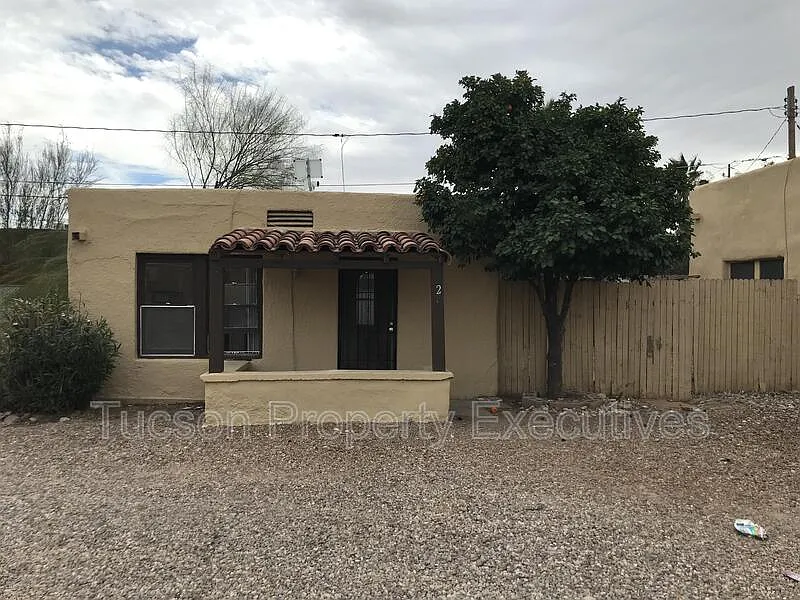 1 bed, 1.0 bath, 600 sqft, $930 — Photo 1