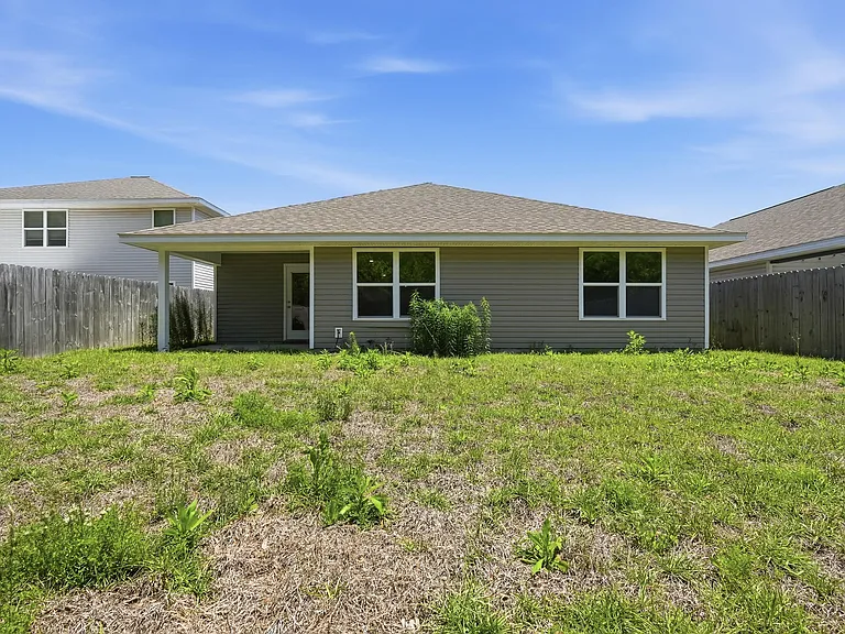 5367 Peach Dr — Photo 46