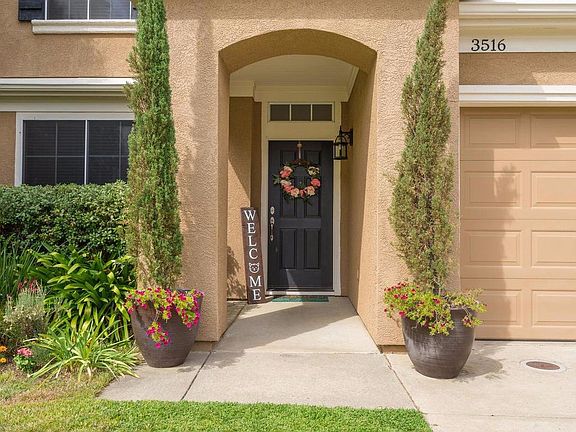2nd image of 3516 Falkirk Way