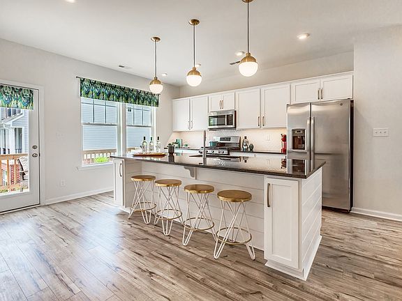 4- Kitchen