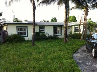 28 Edmund Rd, Hollywood, FL 33023