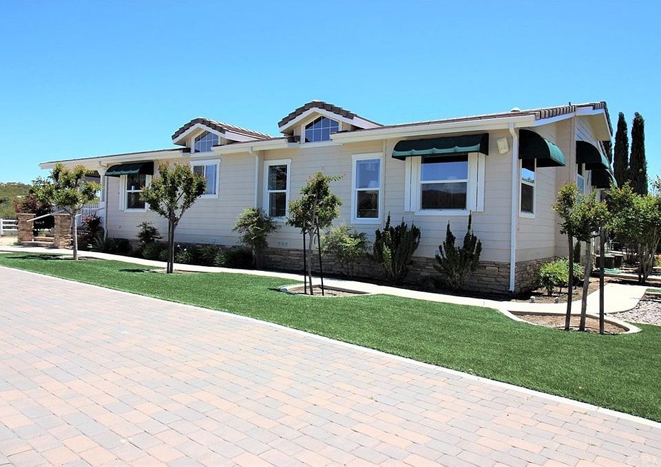 2nd image of 37337 Puerta La Cruz Rd