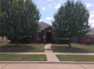 316 Quail Run Rd, Red Oak, TX 75154