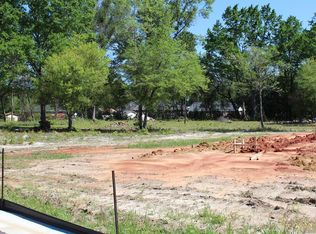 1822 Flagpole Dr, Sumter, SC 29150