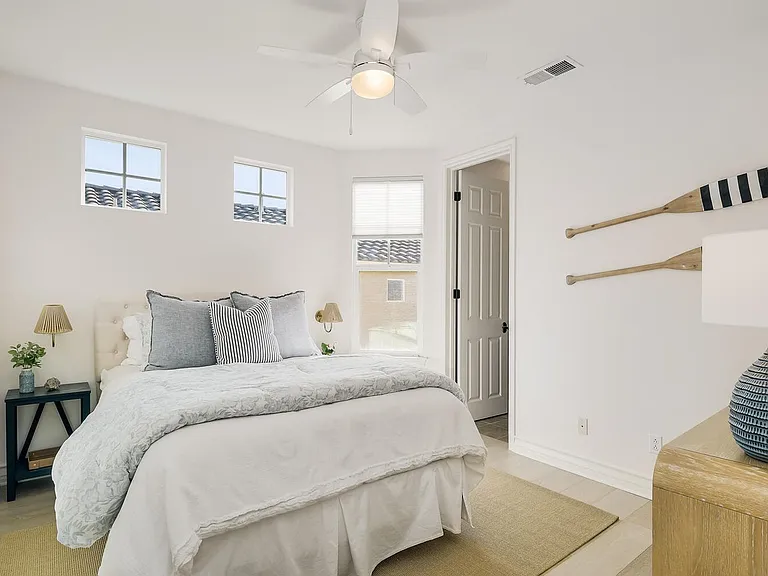 409 N Cedros Ave — Photo 22