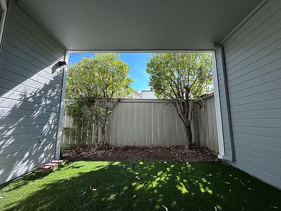 covered patio off living room