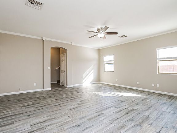 4th image of 261 N Valle Verde