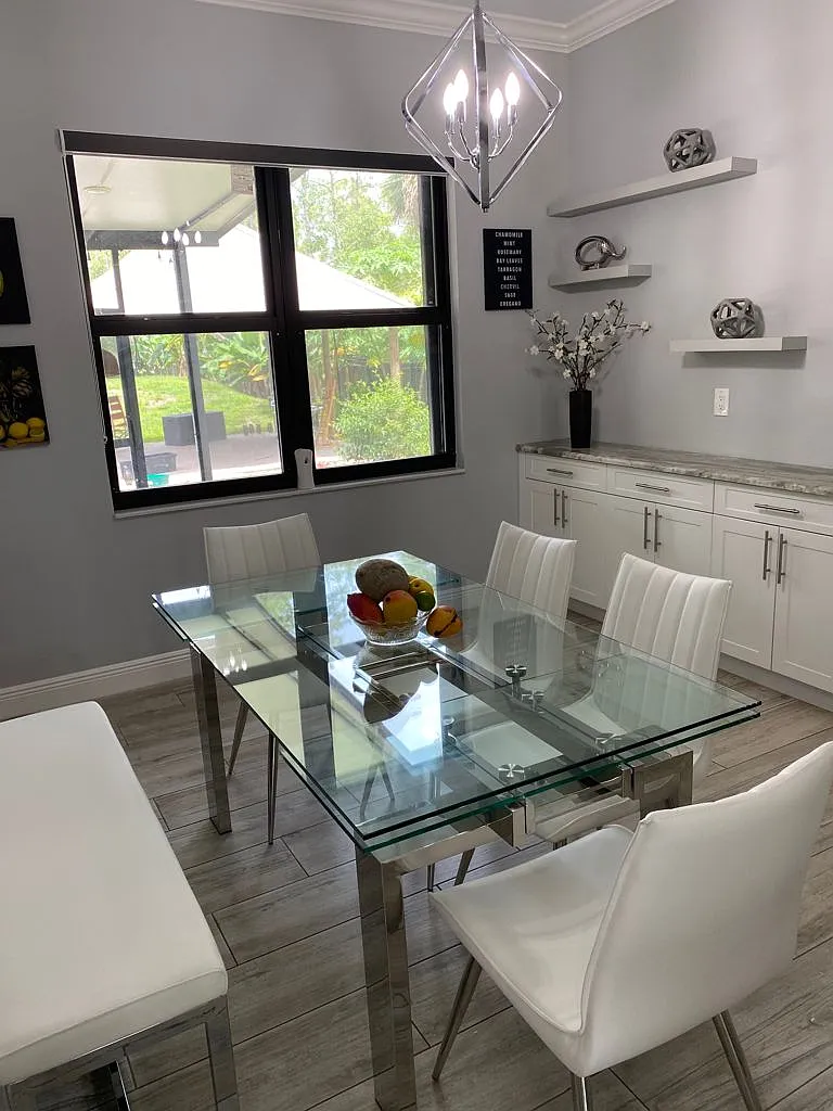 4 bed, 2250 sqft, $3,500 — Photo 3