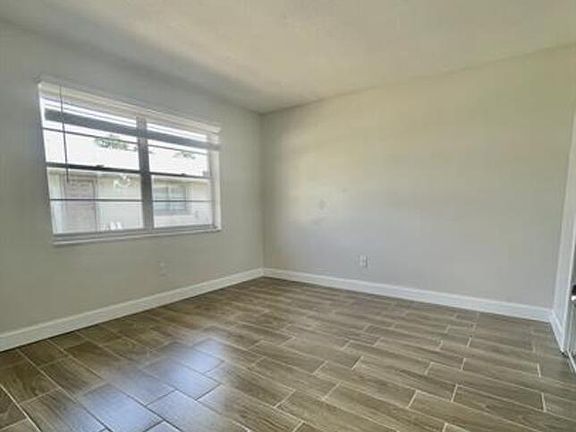 2nd image of 4211 Vermont Ave
