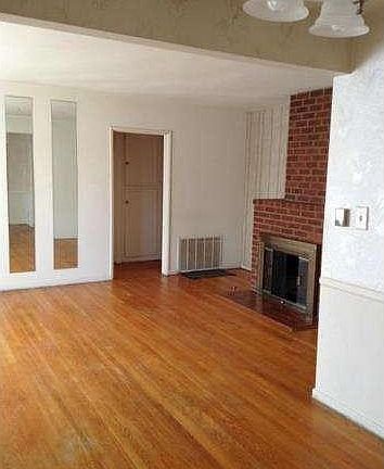 2nd image of 14163 Terra Bella St