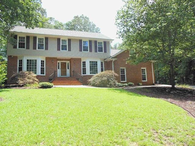 1st image of 413 Woodgrove Trce