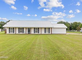 1315 Captain Cade Rd, New Iberia, LA 70560