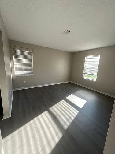 1130 Gordon Ave #B Photo 1