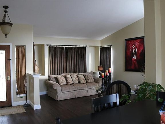 4th image of 39875 Willowbend Dr