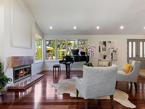 Formal Living room