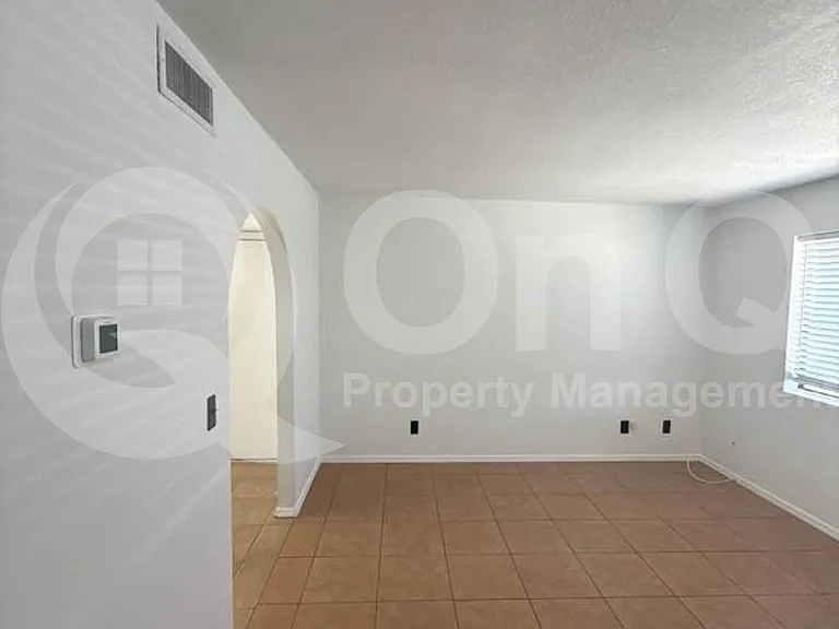 4190 N Western Winds Dr — Photo 3