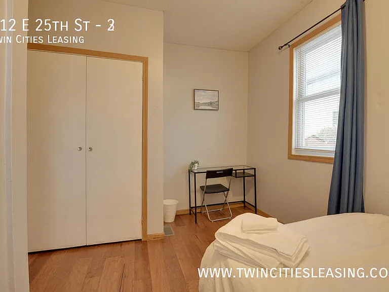 912 E 25th St #3 — Photo 51