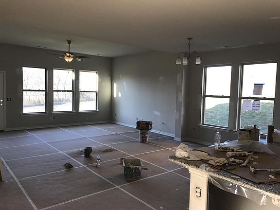 5th image of 397 Black Thorn Ln #214