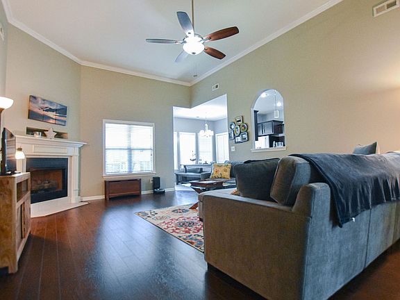 2nd image of 3765 Silver Fox Ln