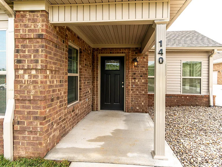 182 Garden Gate Dr — Photo 4