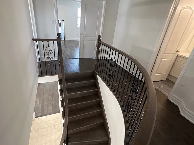 3895 Henrietta Way #MAIN — Photo 45
