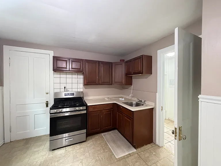 768 Prospect Ave #1 — Photo 8