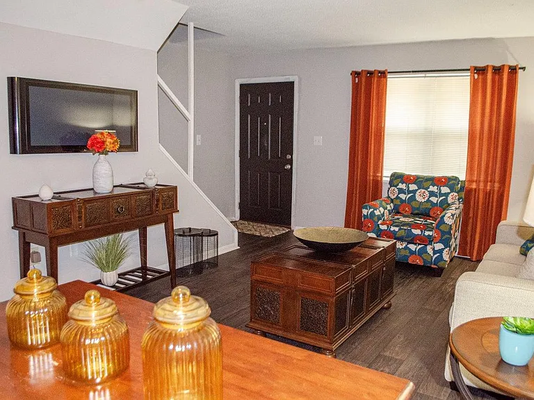 Bella Vista — Photo 24
