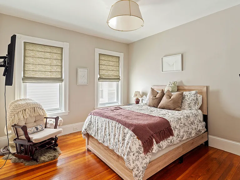39 Mellen St #A — Photo 7