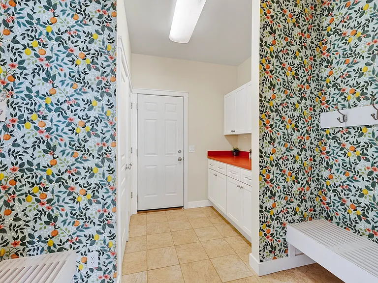 1600 Kohler Ct — Photo 13