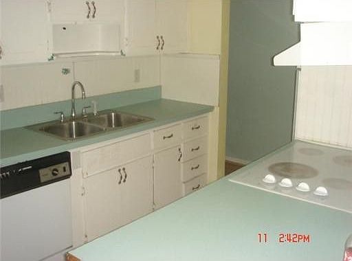 2nd image of 1650 SW 25th Ave
