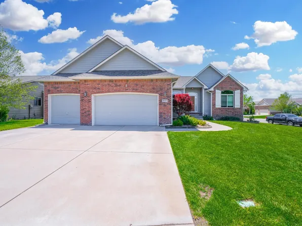 8413 W Candlewood Cir, Wichita, KS 67205