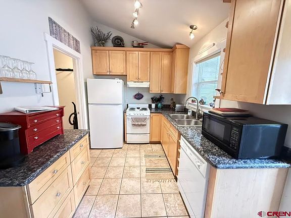 5th image of 1158 Cloud Cap Avenue #5