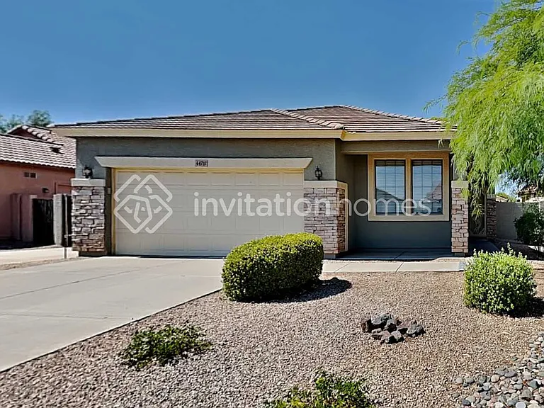 44717 W Portabello Rd — Photo 1