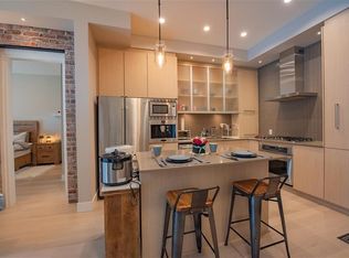 262 Salter St FLOOR 3, New Westminster, BC V3M 0J6