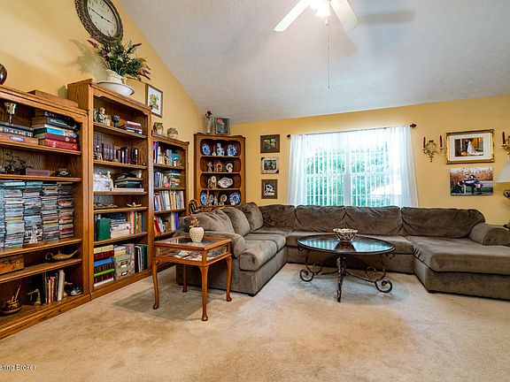 3rd image of 245 Berger Farm Dr