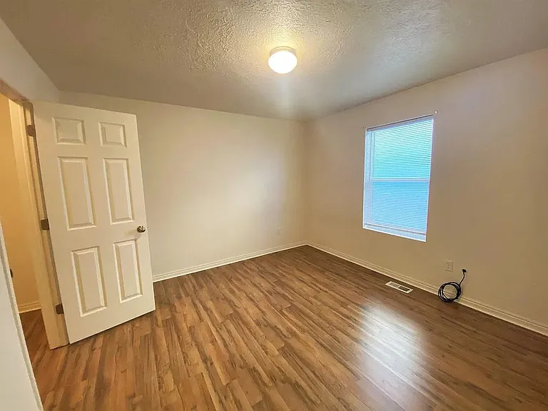 2196 E Revere Way — Photo 9