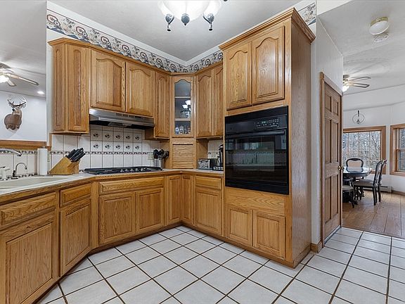 4th image of 12 McKinstry Dr