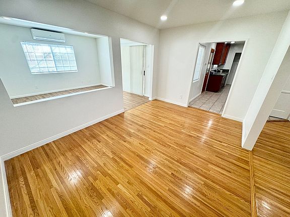 5th image of 1901 Fernbank Ave