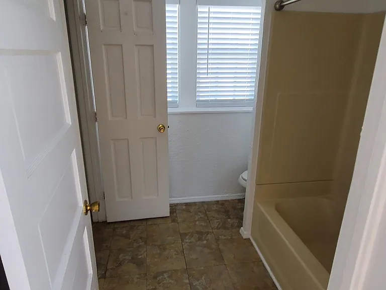 3410 Dr Martin Luther King Jr St N #B — Photo 6