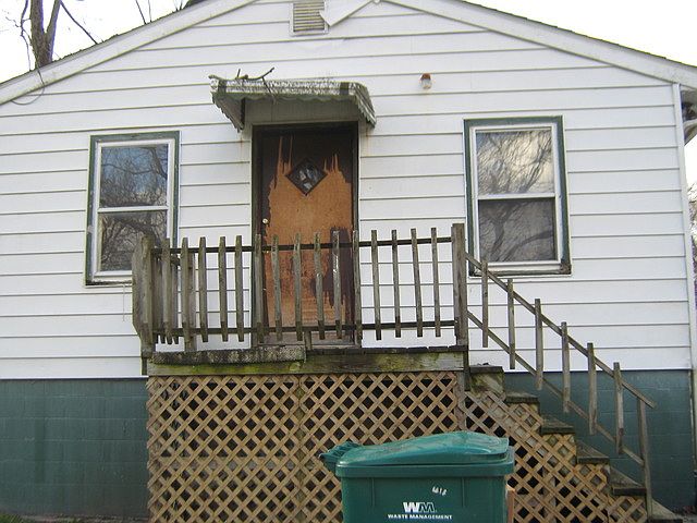 2nd image of 1310 Arthur Ave