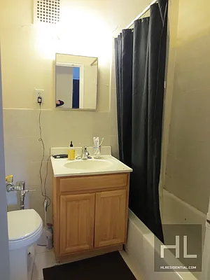 Rented by Highline Residential | media 10