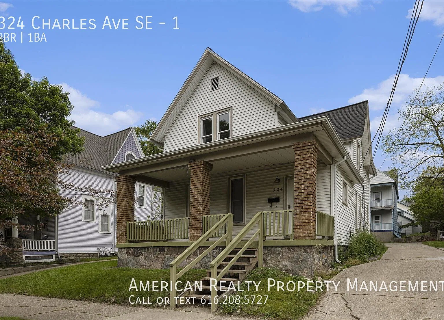 324 Charles Ave SE — Photo 1