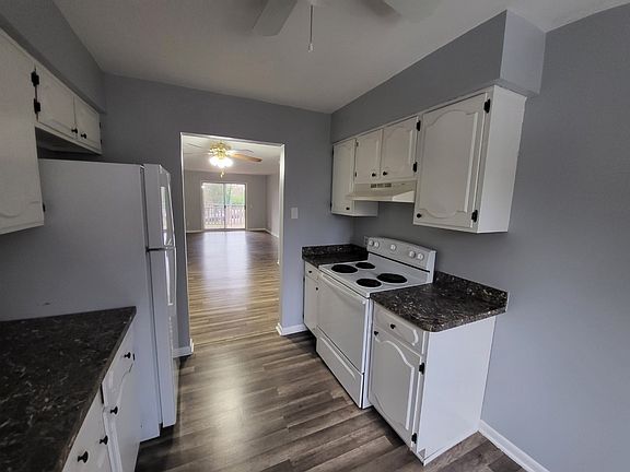 5th image of 4328 W Bancroft St #1