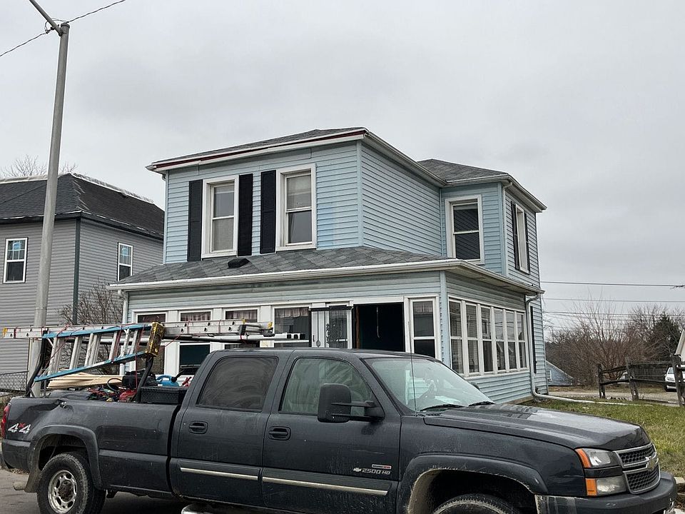 2nd image of 100 Fort Wayne Ave