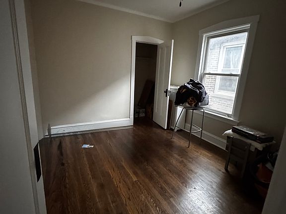 4th image of 5544 W Schubert Ave #1
