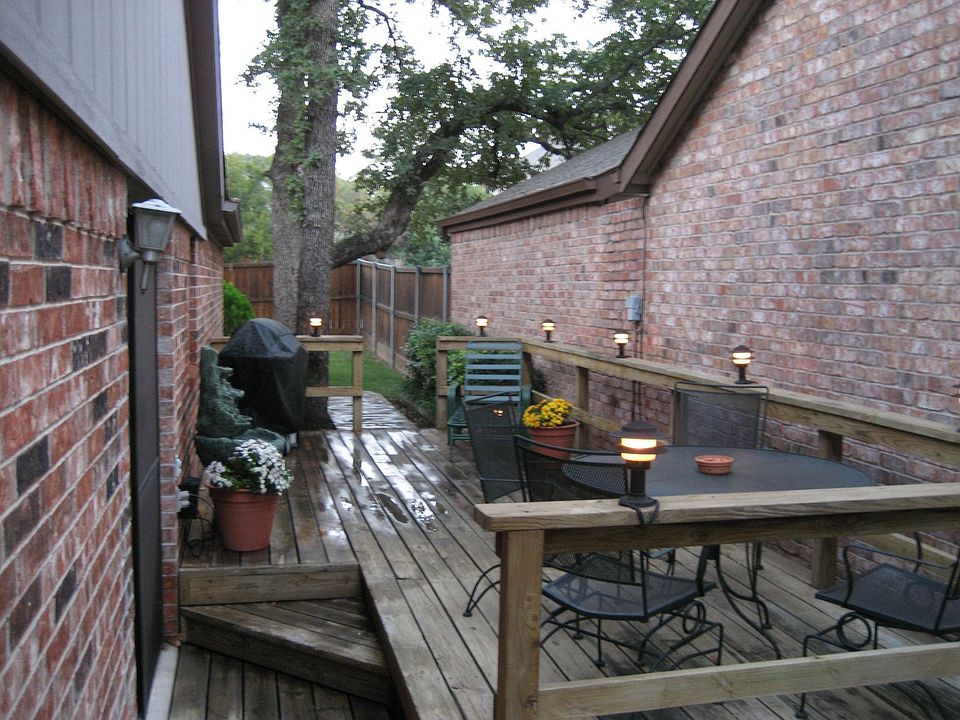 2nd image of 412 E Ash Ln