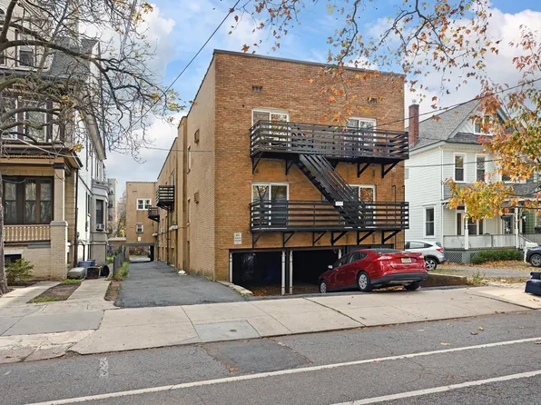 77 Sherman Place image 18 of 19